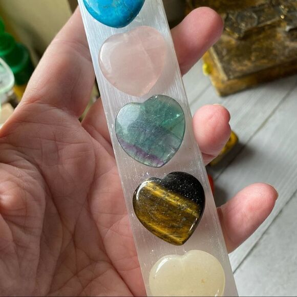 Chakra Selenite Heart Gemstone Plate Metaphysical - Picture 6 of 7